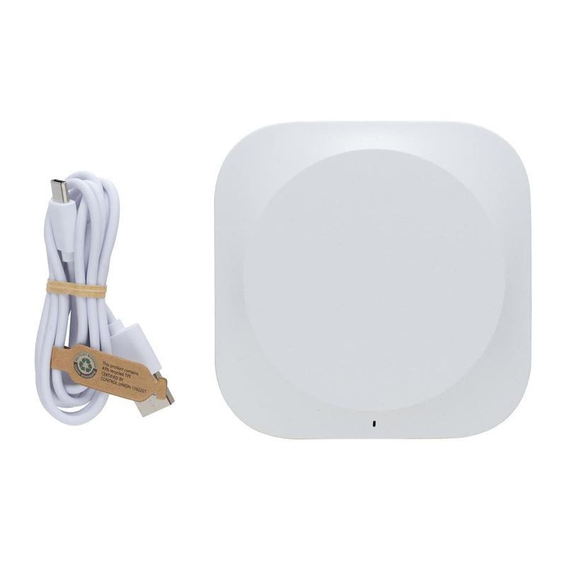 Load image into Gallery viewer, Recycled plastic and cork 10W wireless pack of 25 Custom Wood Designs __label: Multibuy wirelesscorkchargercustomwooddesigns
